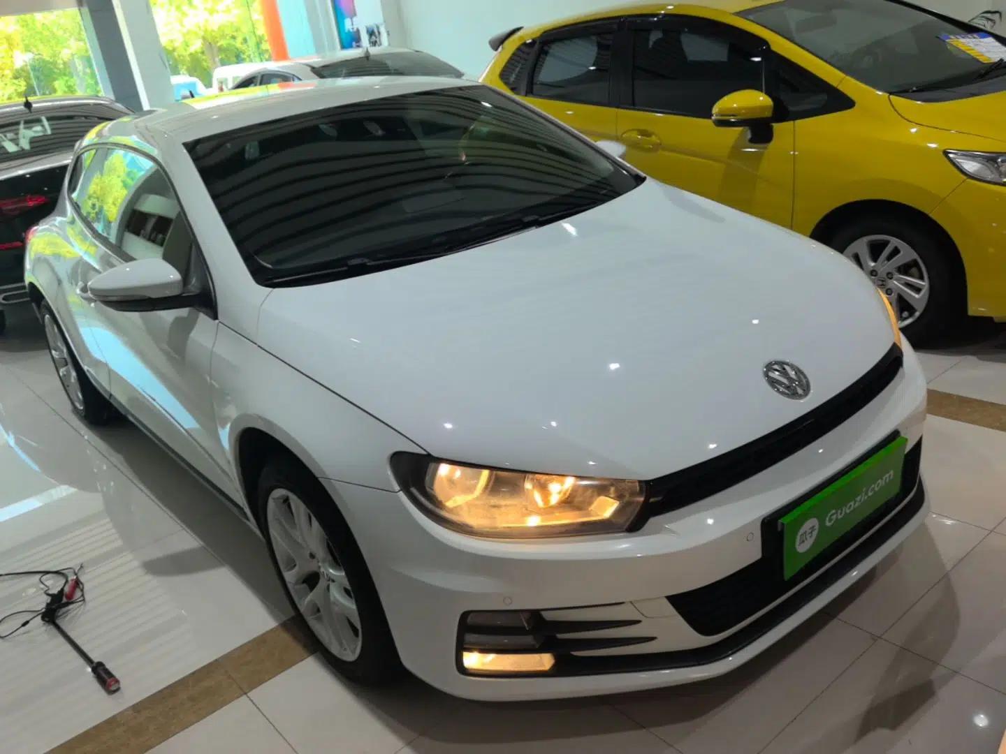 Volkswagen Scirocco 2015 1.4TSI Fashion Edition — миниатюра 3