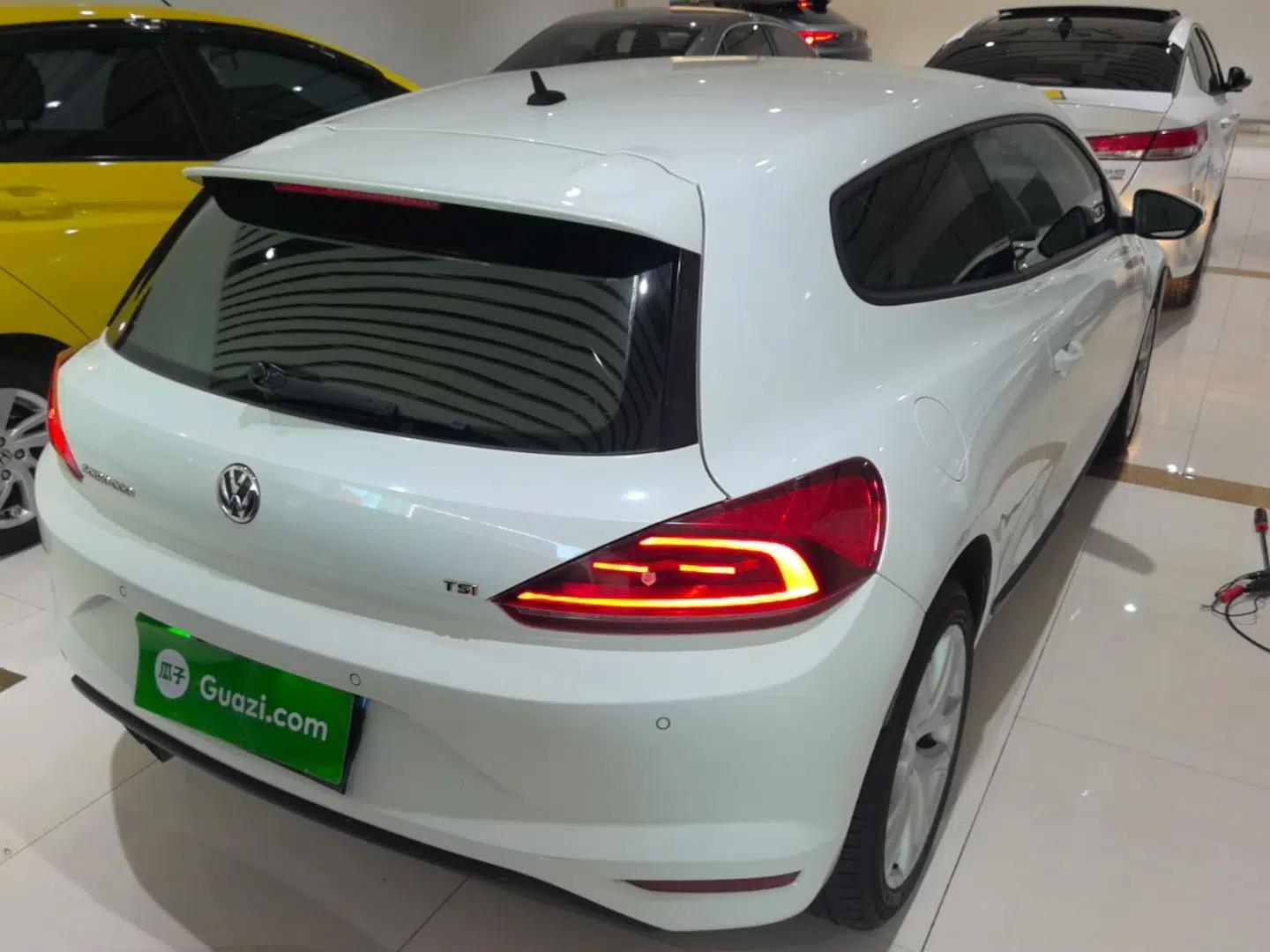 Volkswagen Scirocco 2015 1.4TSI Fashion Edition — миниатюра 6