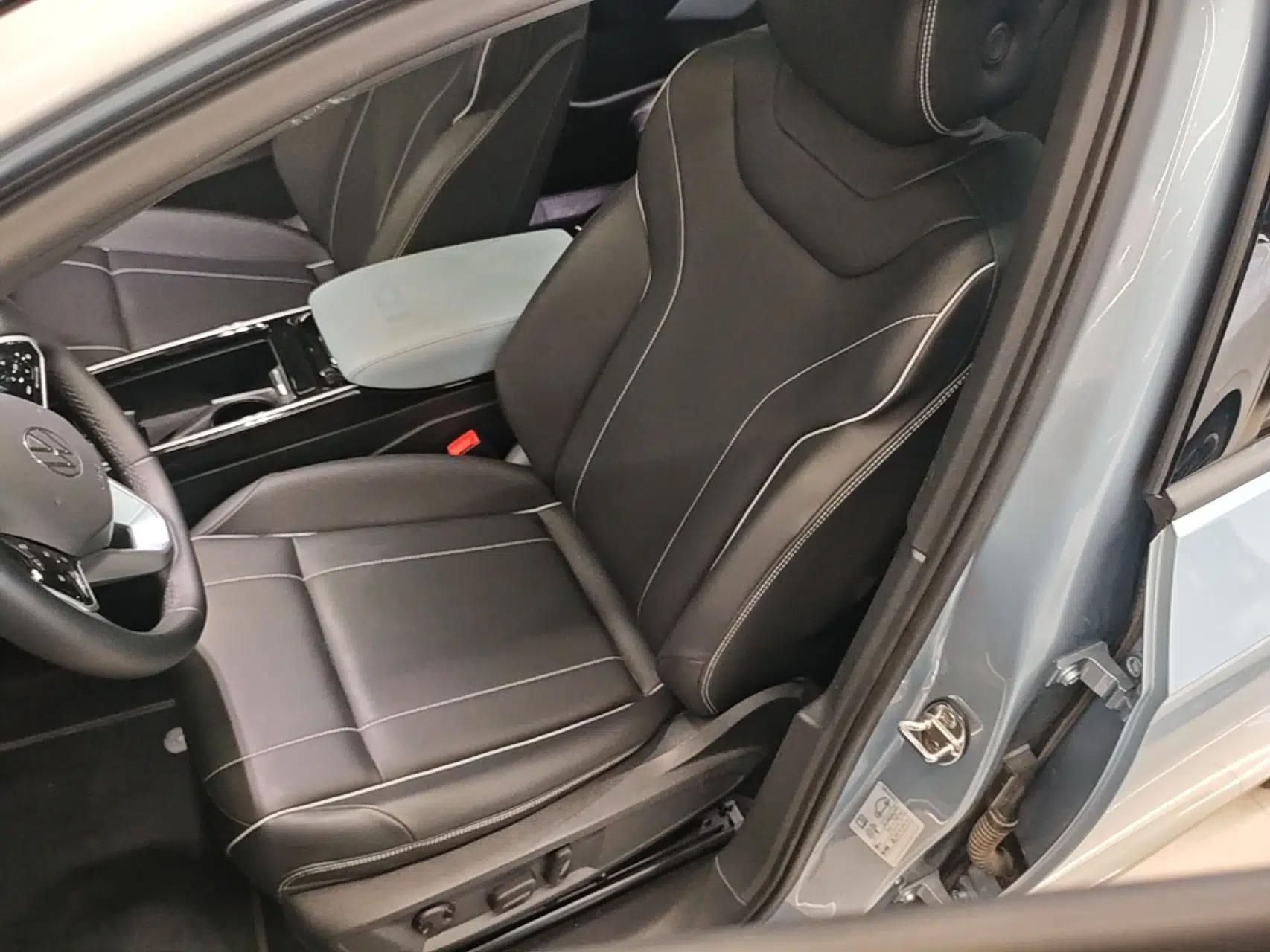 Volkswagen ID.4 X 2025 Smart Version Pure & Intelligent Enjoyment Edition — миниатюра 17