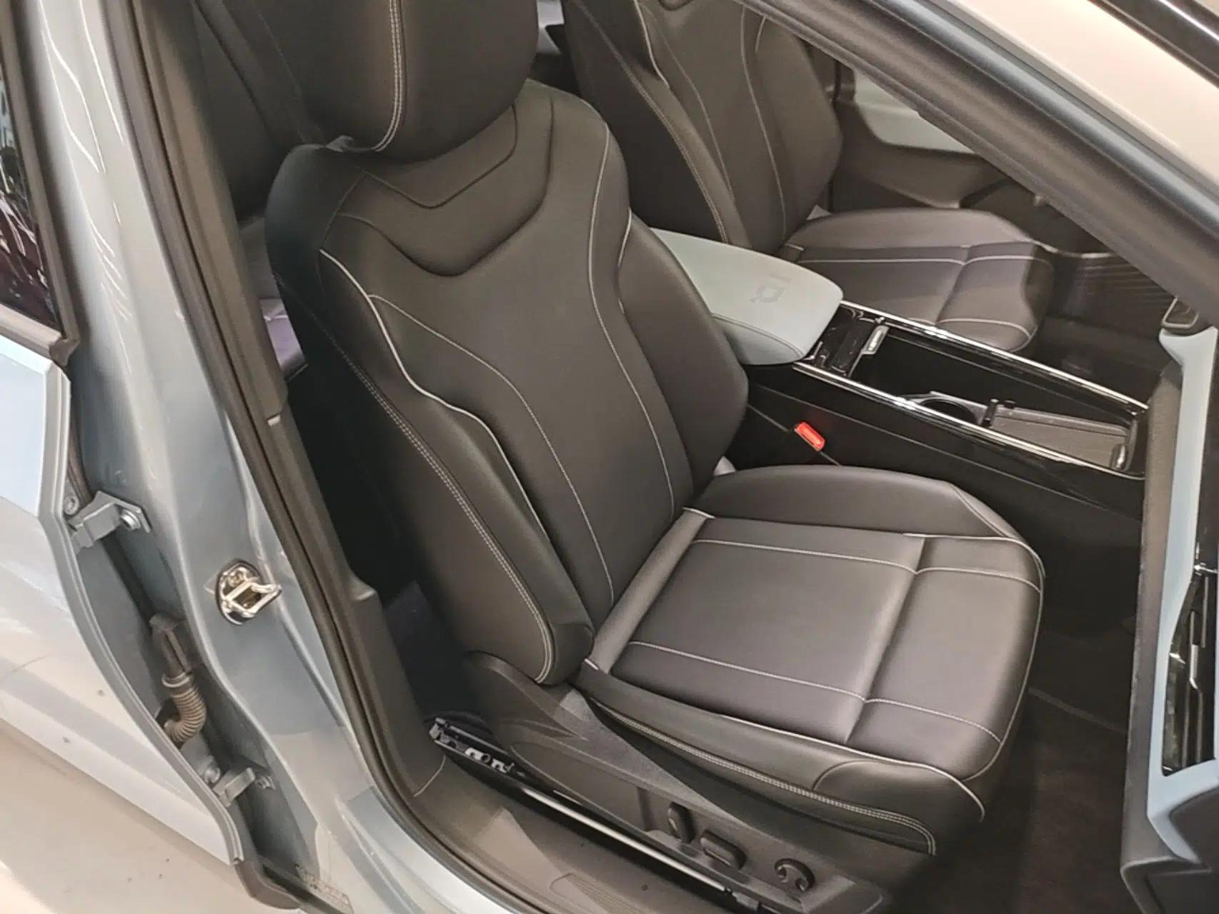 Volkswagen ID.4 X 2025 Smart Version Pure & Intelligent Enjoyment Edition — миниатюра 19