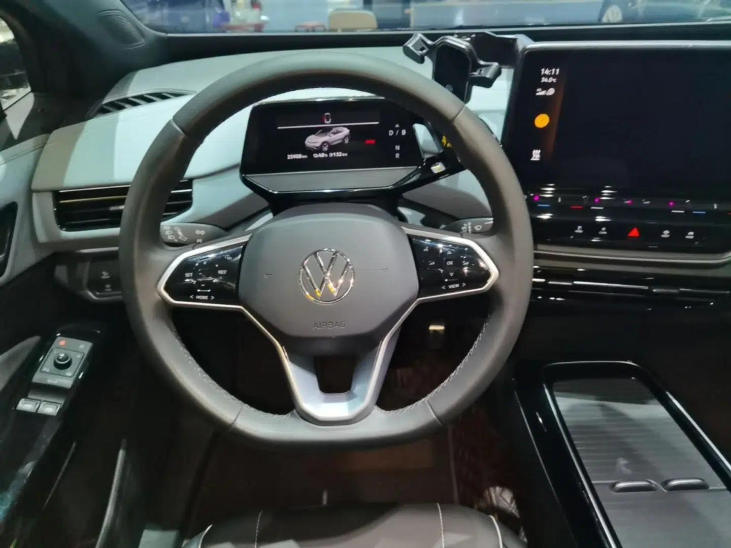 Volkswagen ID.4 X 2023 Pure Smart Edition — миниатюра 13