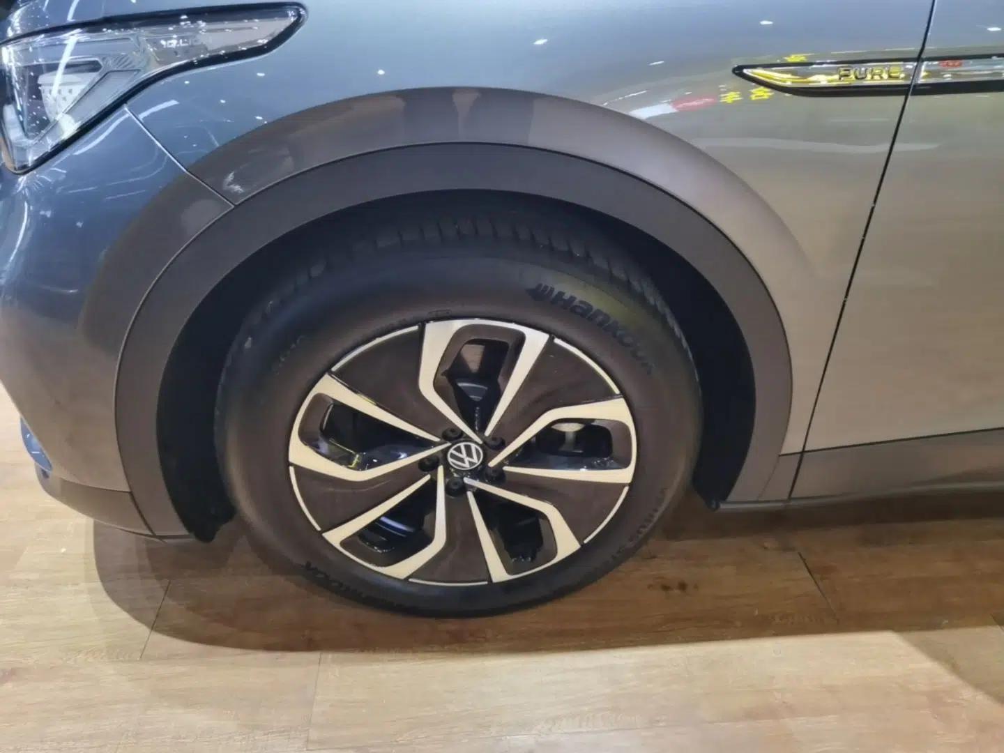 Volkswagen ID.4 X 2023 Pure Smart Edition — миниатюра 10