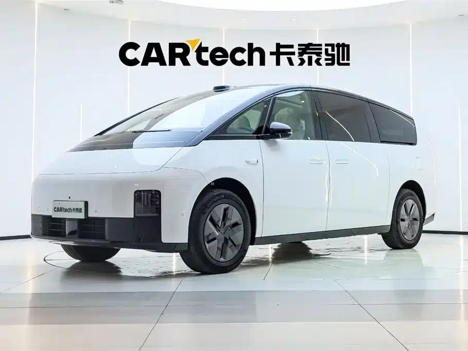 Li Auto MEGA 2025 Home Edition — миниатюра 1