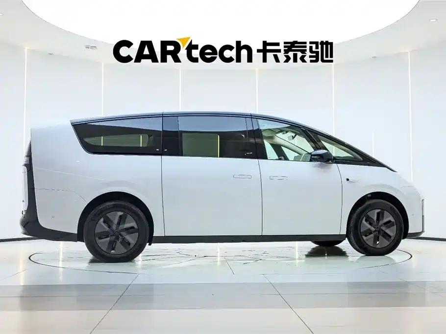 Li Auto MEGA 2025 Home Edition — миниатюра 3