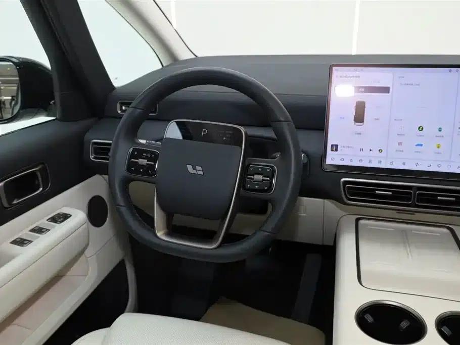 Li Auto MEGA 2025 Home Edition — миниатюра 25