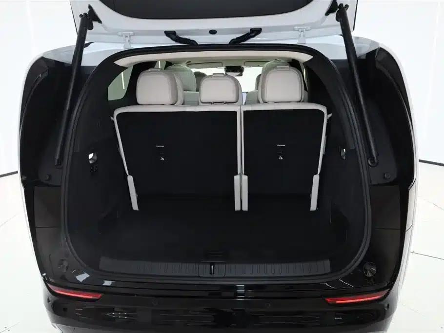 Li Auto MEGA 2025 Home Edition — миниатюра 8