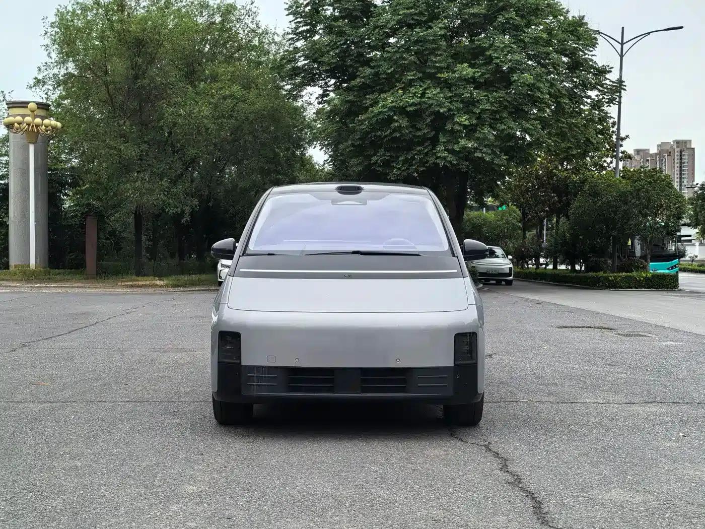 Li Auto MEGA 2025 Home Edition — миниатюра 2
