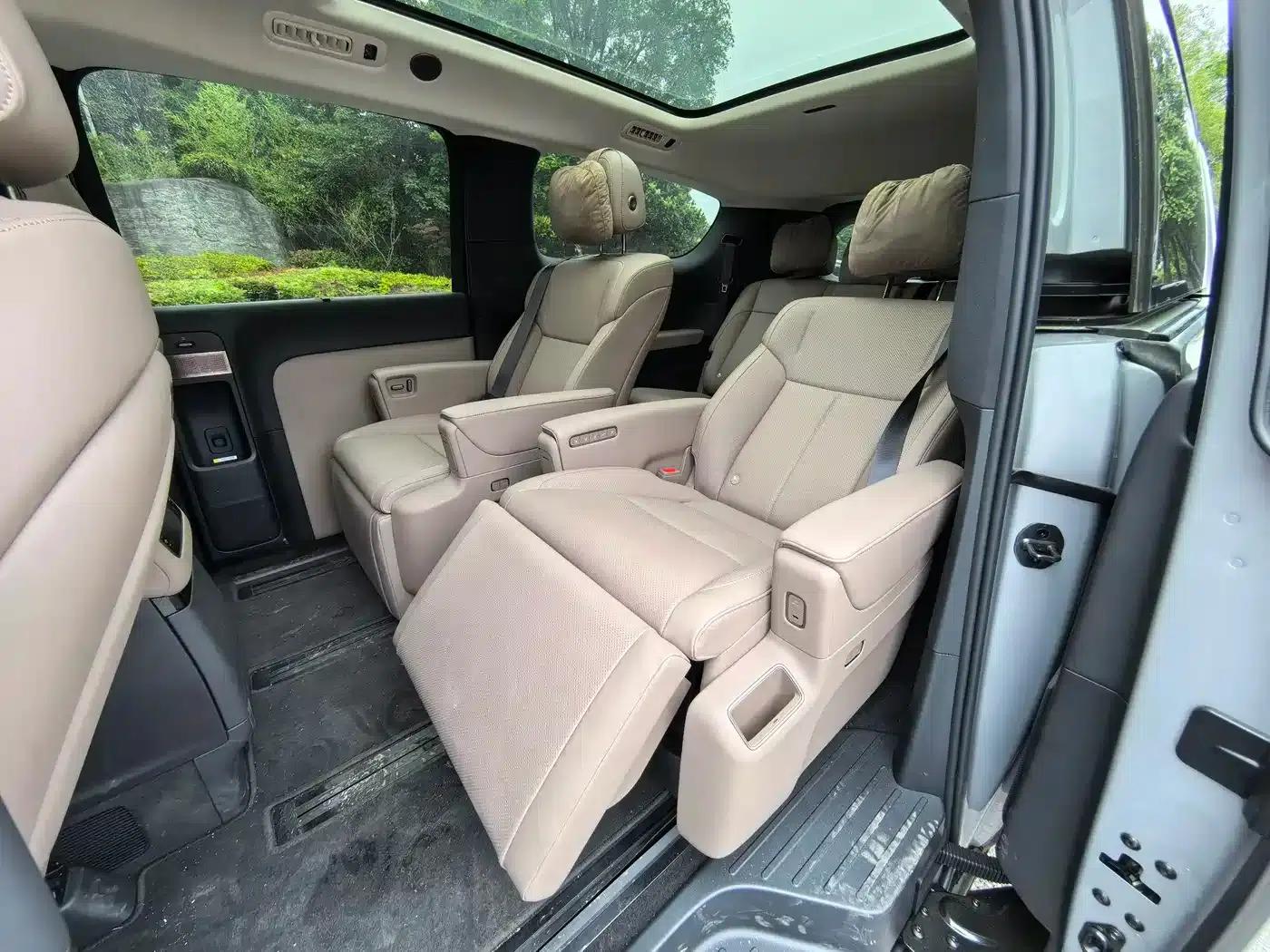 Li Auto MEGA 2025 Home Edition — миниатюра 12