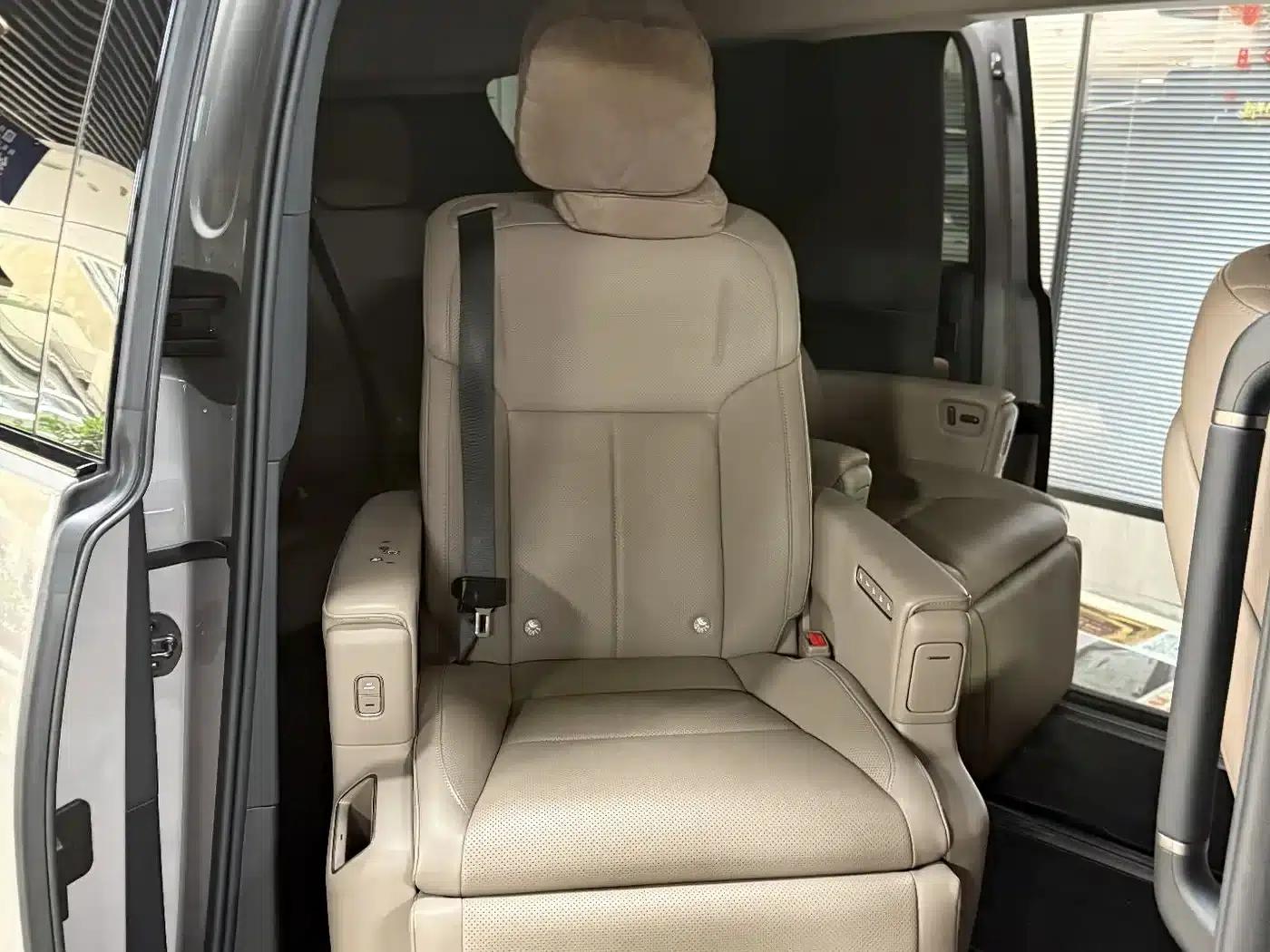 Li Auto MEGA 2025 Home Edition — миниатюра 5