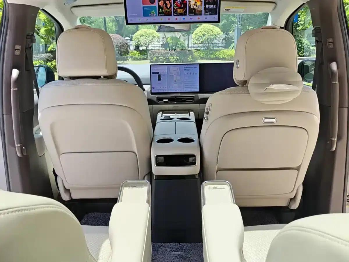 Li Auto MEGA 2024 Ultra — миниатюра 12