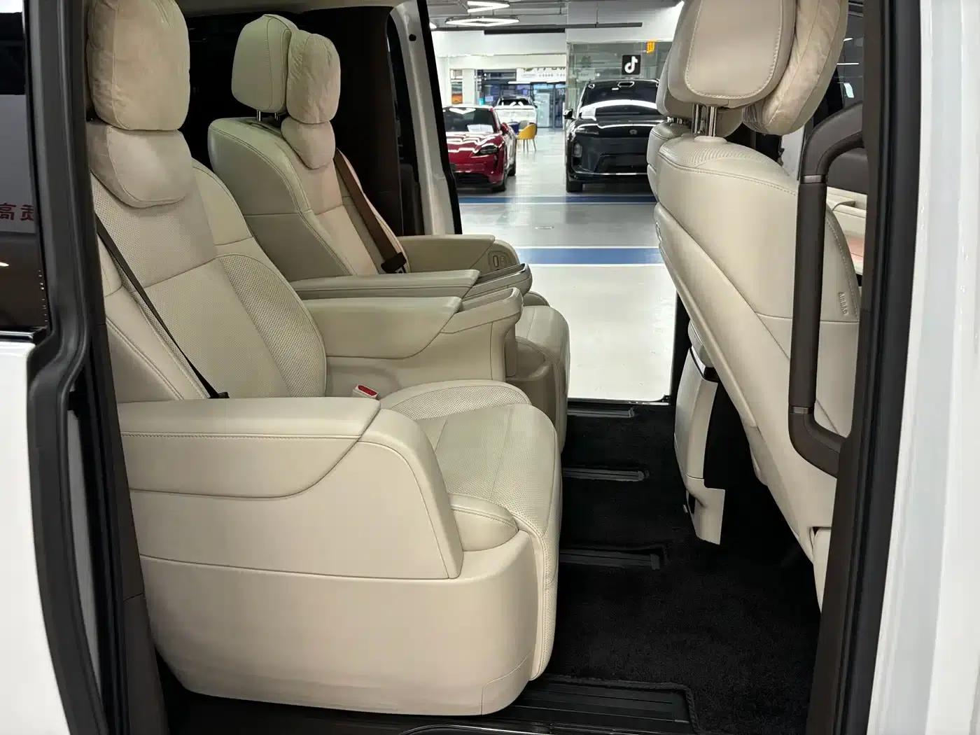 Li Auto MEGA 2024 Ultra — миниатюра 8