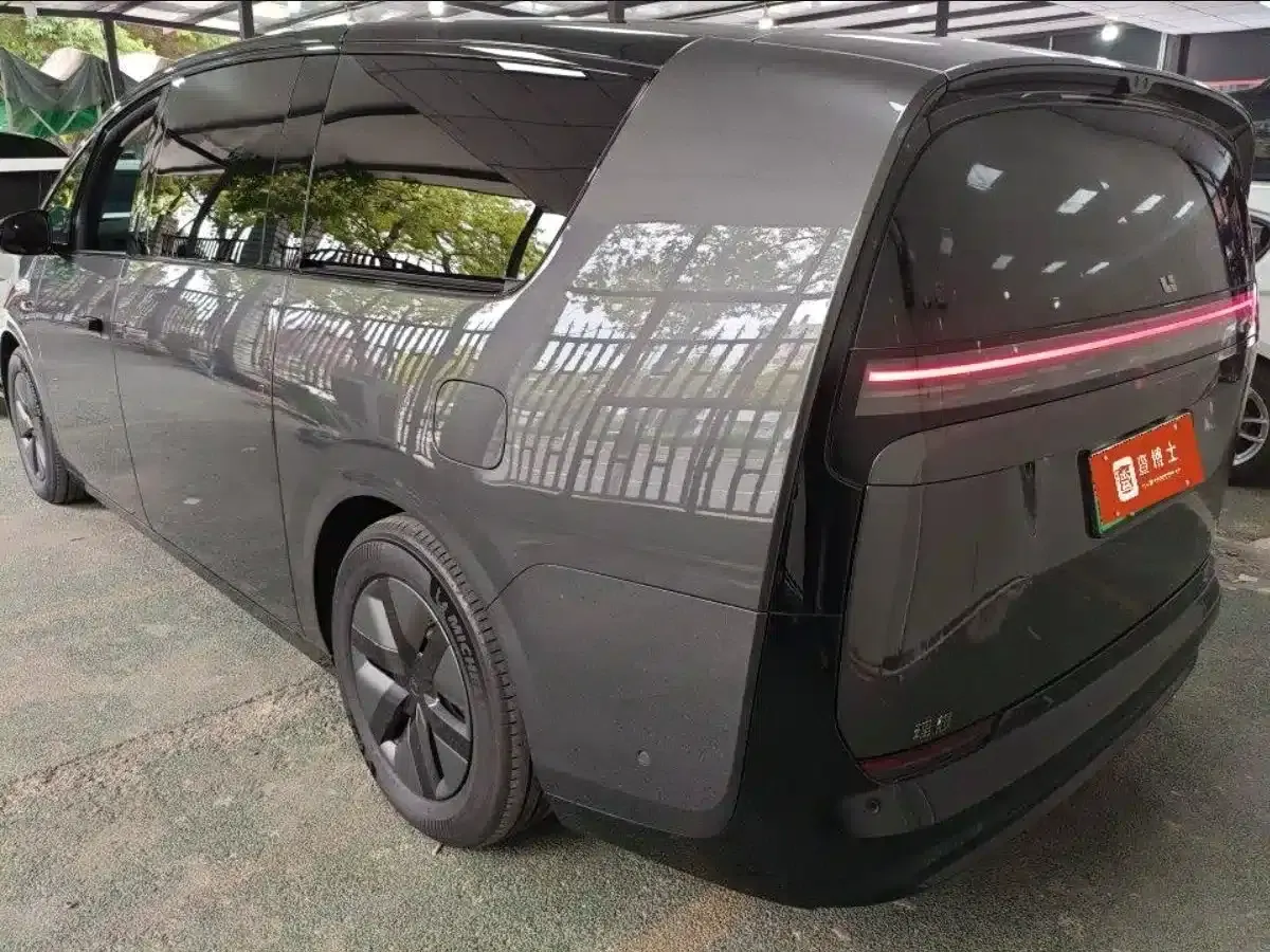 Li Auto MEGA 2024 Ultra — миниатюра 2