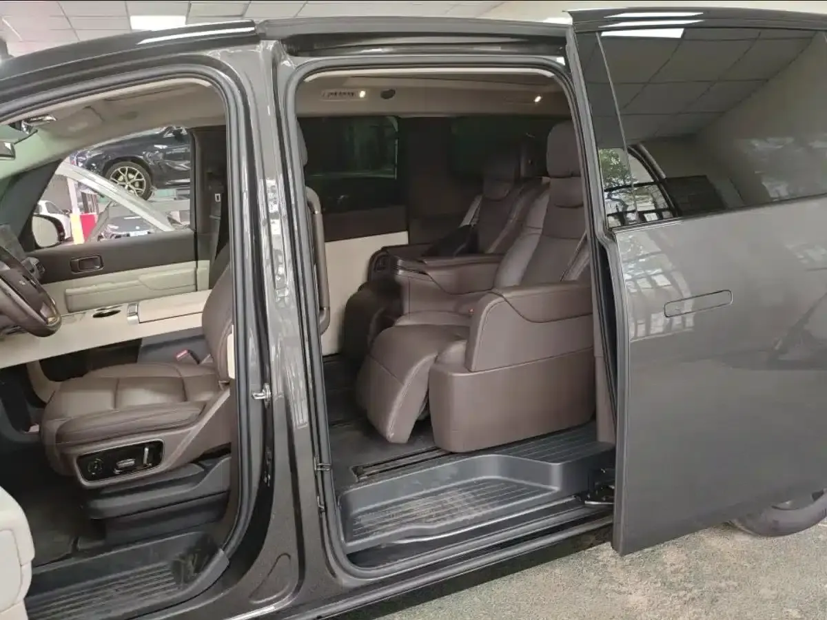 Li Auto MEGA 2024 Ultra — миниатюра 4