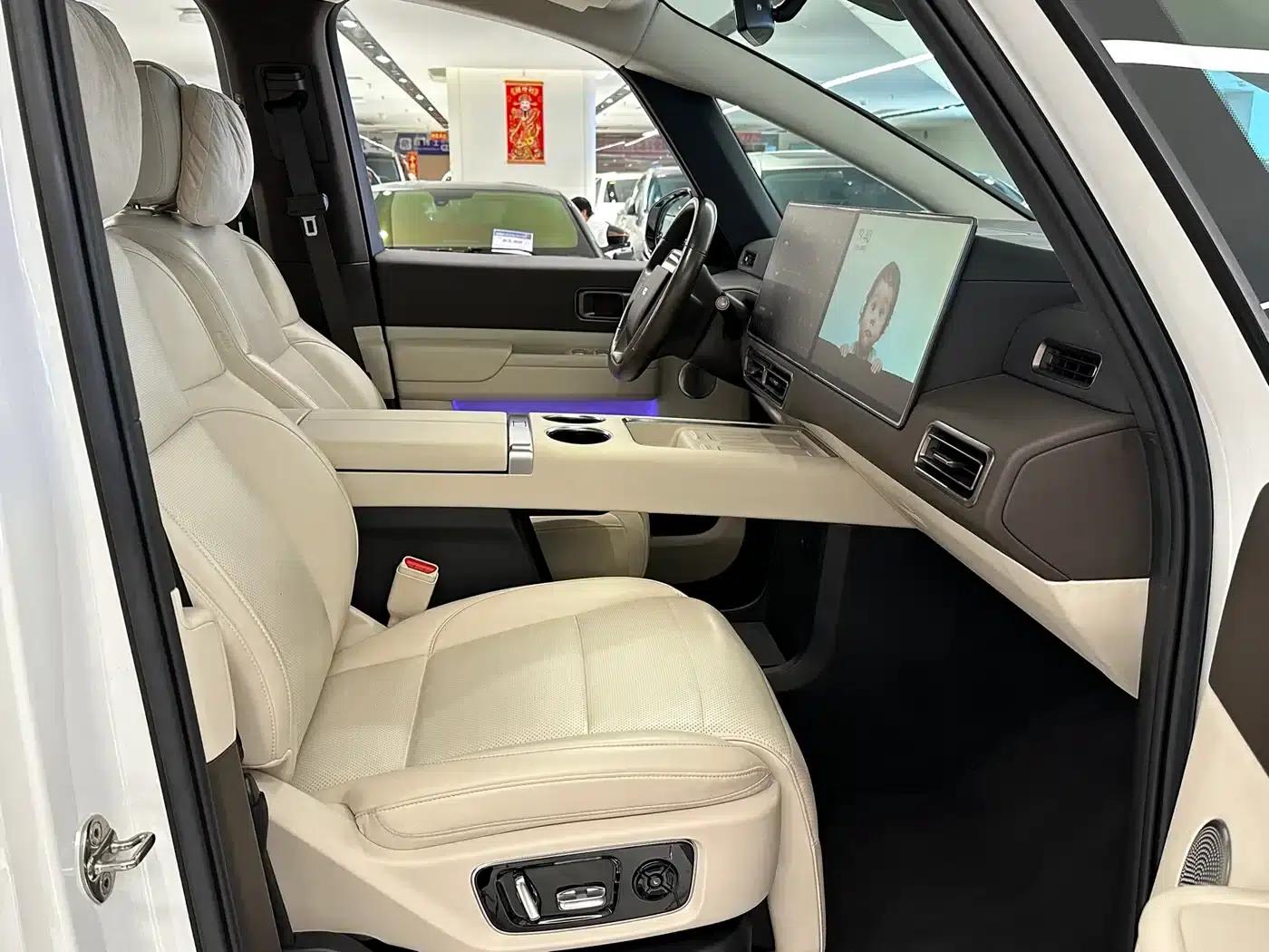 Li Auto MEGA 2024 Ultra — миниатюра 12