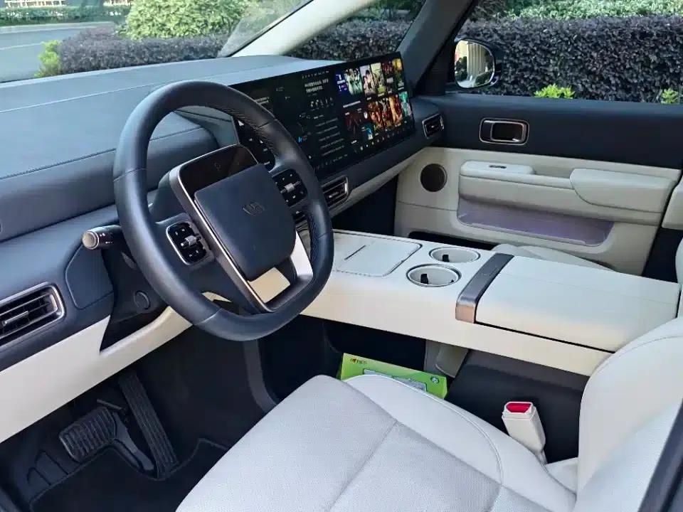 Li Auto MEGA 2025 Home Edition — миниатюра 11