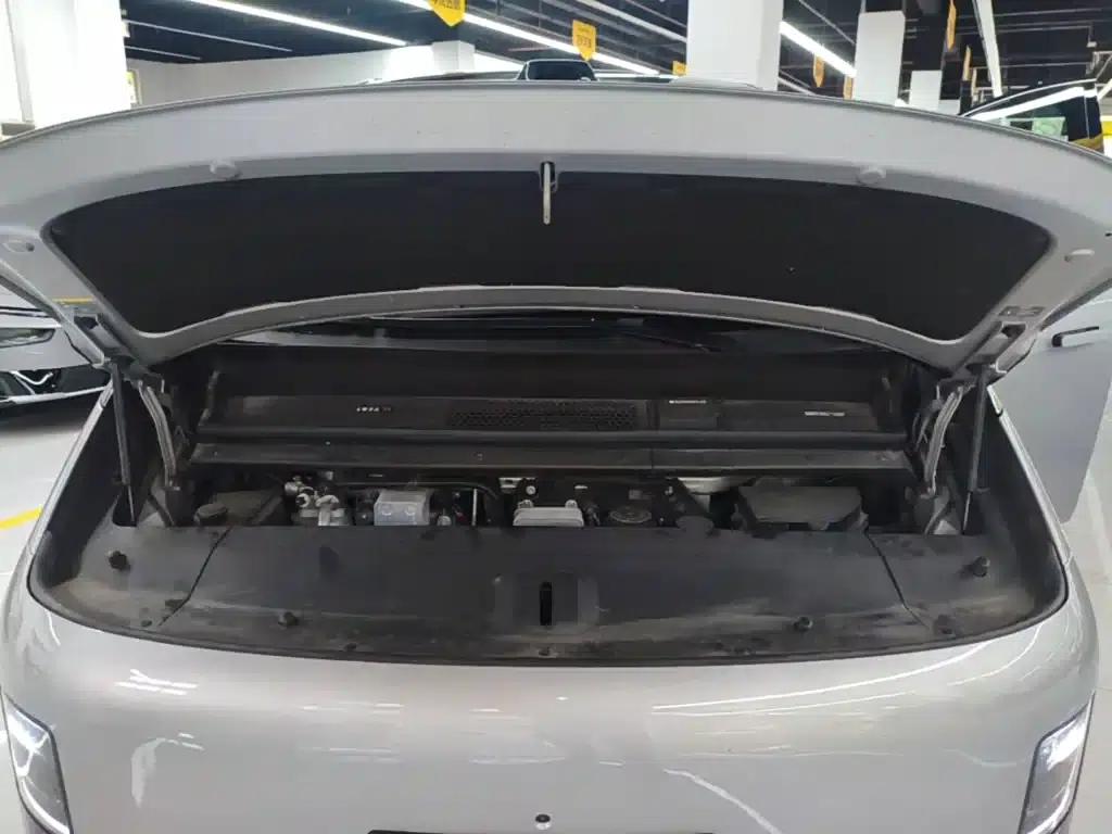 Li Auto MEGA 2024 Ultra — миниатюра 20