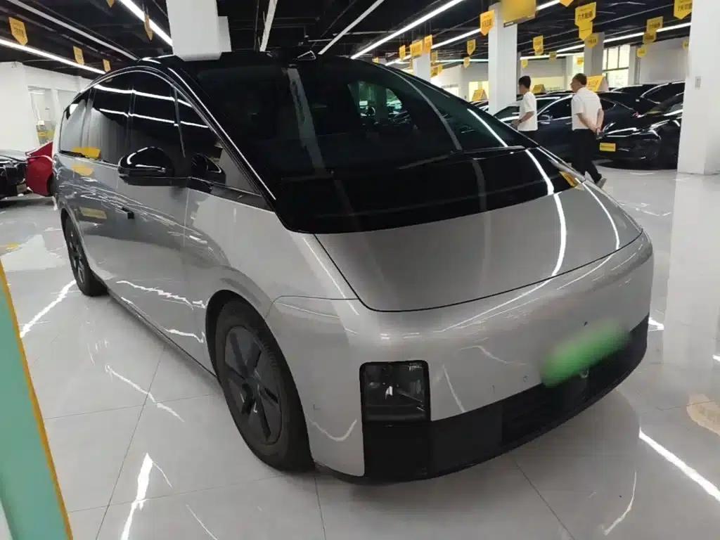 Li Auto MEGA 2024 Ultra — миниатюра 4
