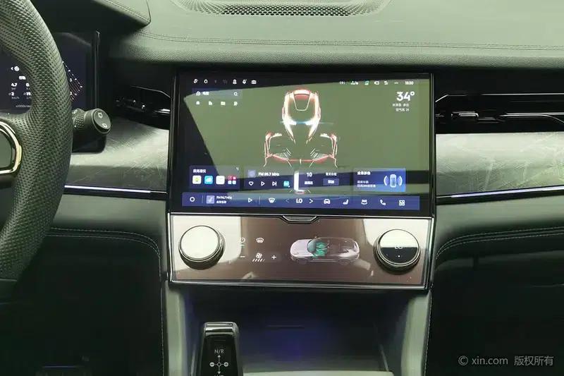 Lynk & Co 09 2021 2.0T Halo 7-seater — миниатюра 13