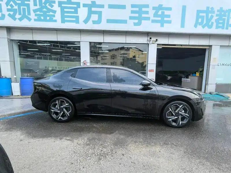 Lynk & Co 07 EM-P 2024 model, 126km long range, Halo — миниатюра 4