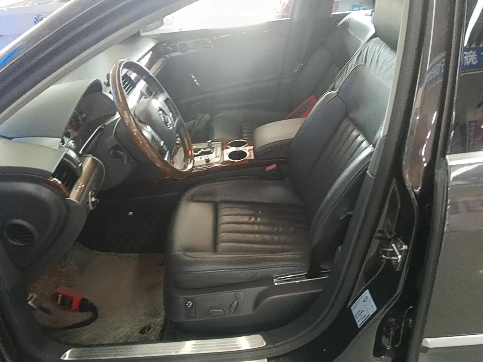 Volkswagen Phaeton 2012 3.0L Executive Version — миниатюра 17