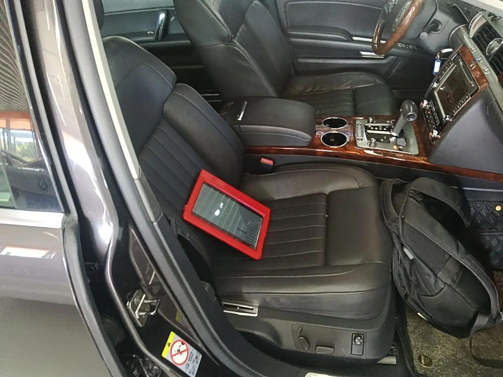 Volkswagen Phaeton 2012 3.0L Executive Version — миниатюра 19