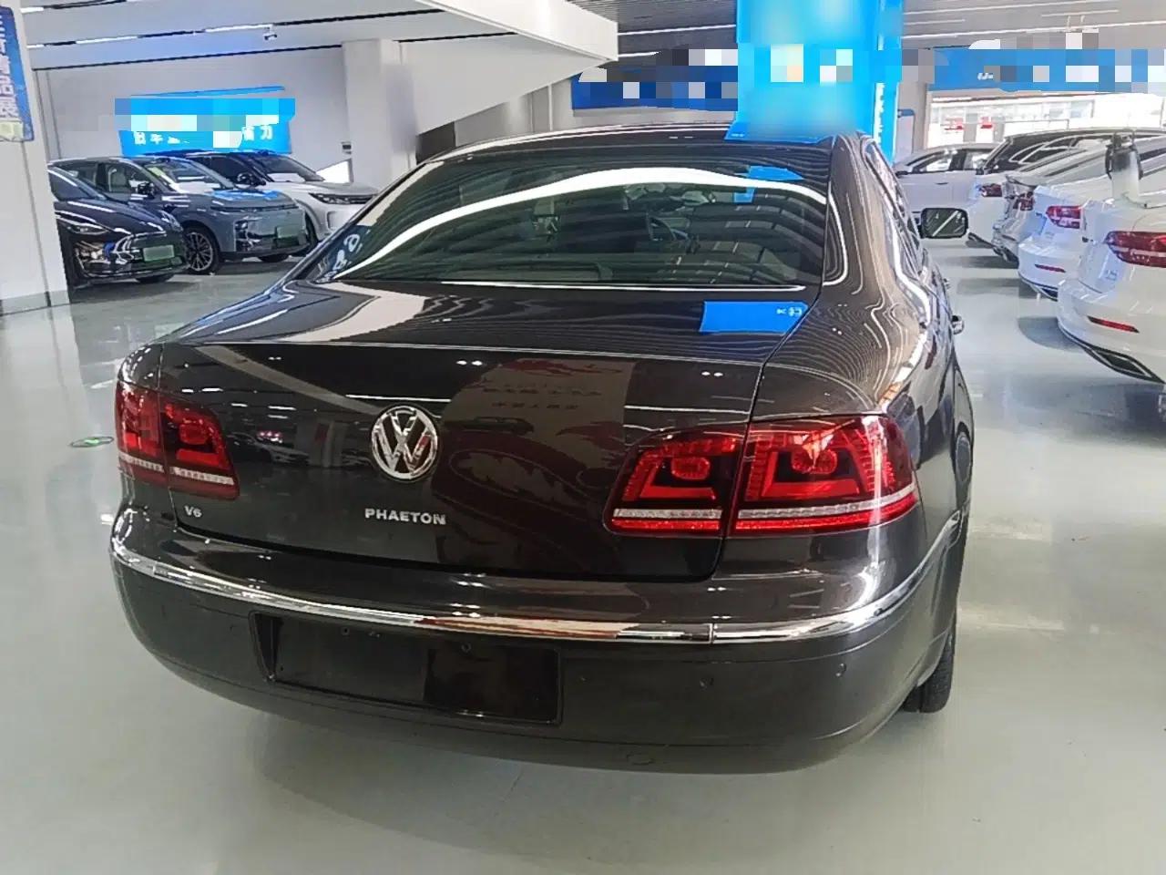 Volkswagen Phaeton 2012 3.0L Executive Version — миниатюра 5
