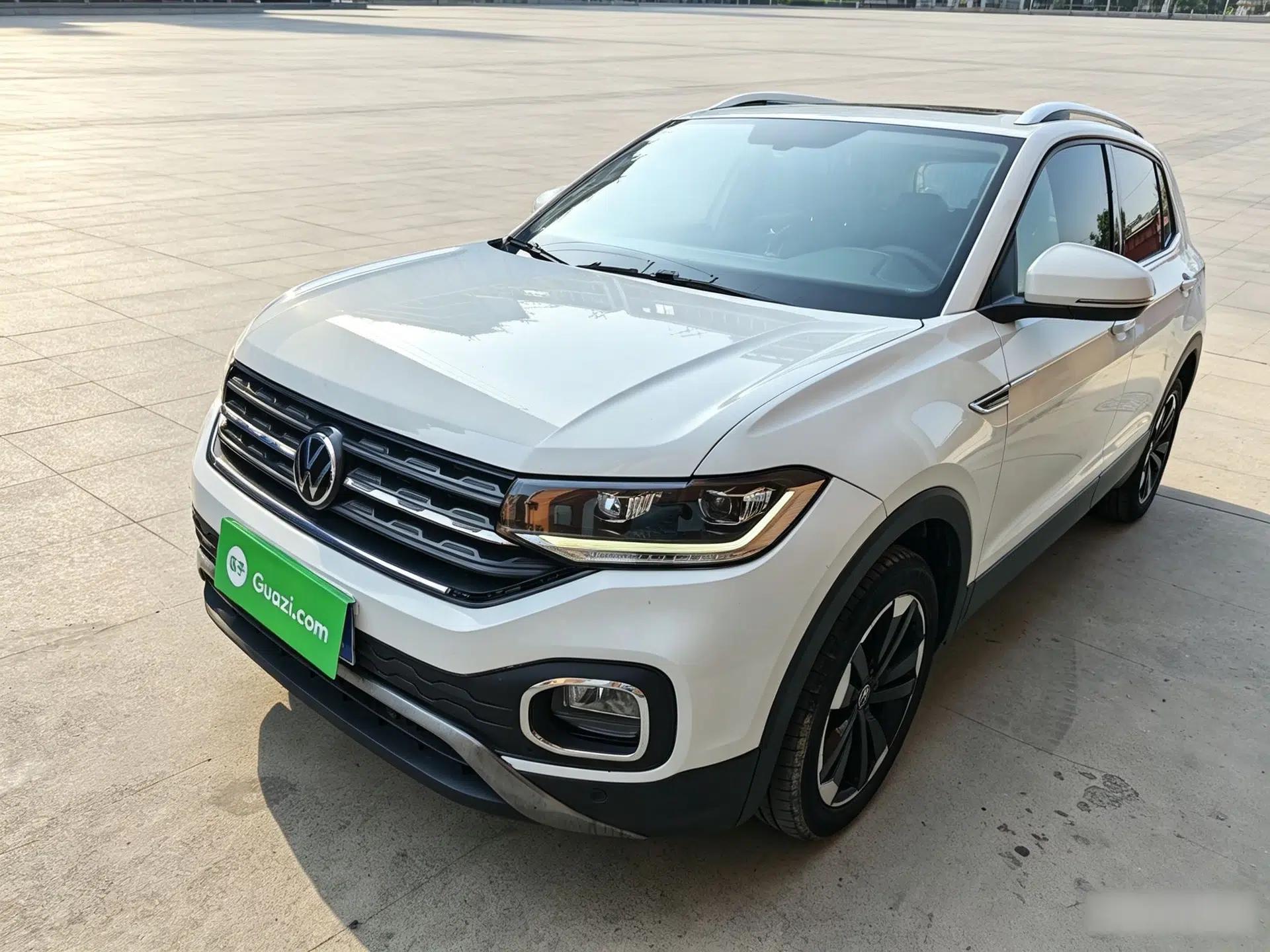 Volkswagen Tacqua 2023 200TSI DSG Joy-Connect Edition — миниатюра 1