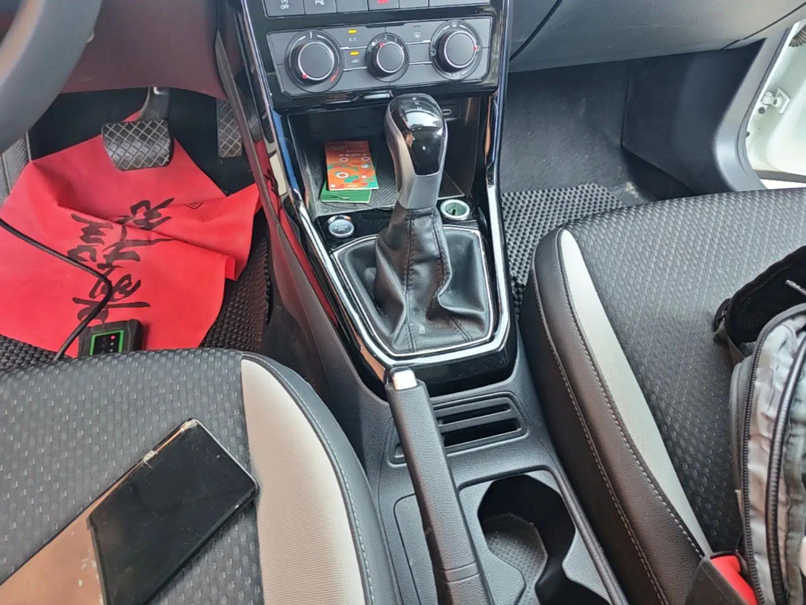 Volkswagen Tacqua 2023 200TSI DSG Joy-Connect Edition — миниатюра 16