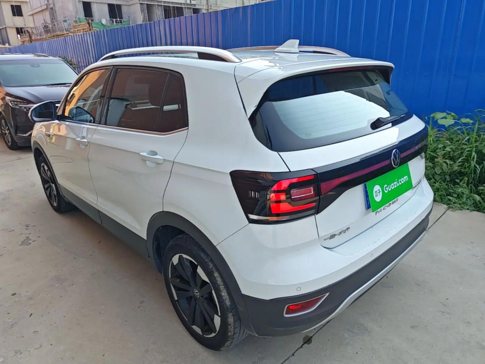 Volkswagen Tacqua 2023 200TSI DSG Joy-Connect Edition — миниатюра 4