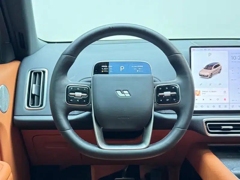 Li Auto L9 2022 Max Edition — миниатюра 16