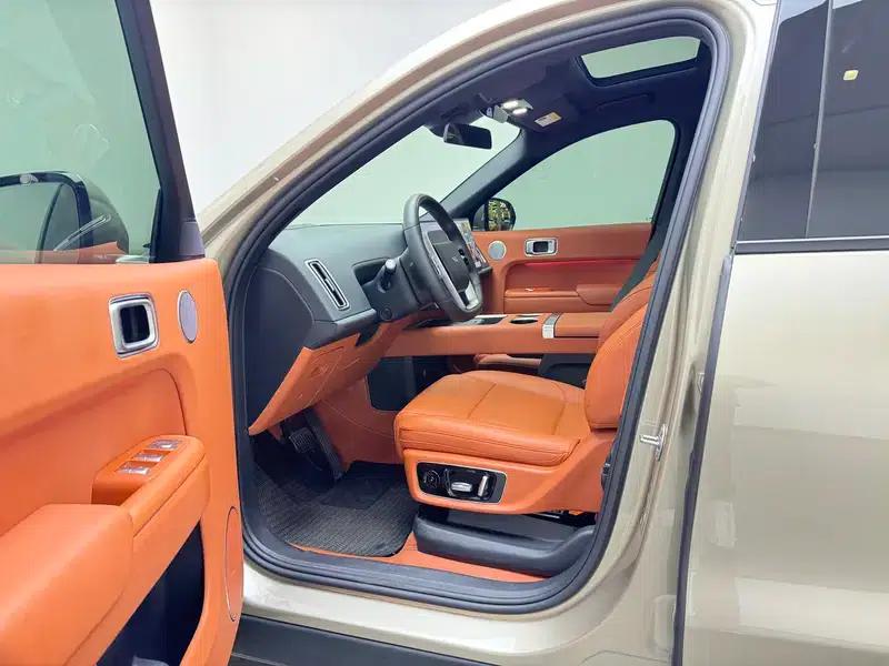 Li Auto L9 2022 Max Edition — миниатюра 17