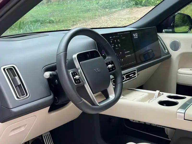 Li Auto L9 2022 Max Edition — миниатюра 12
