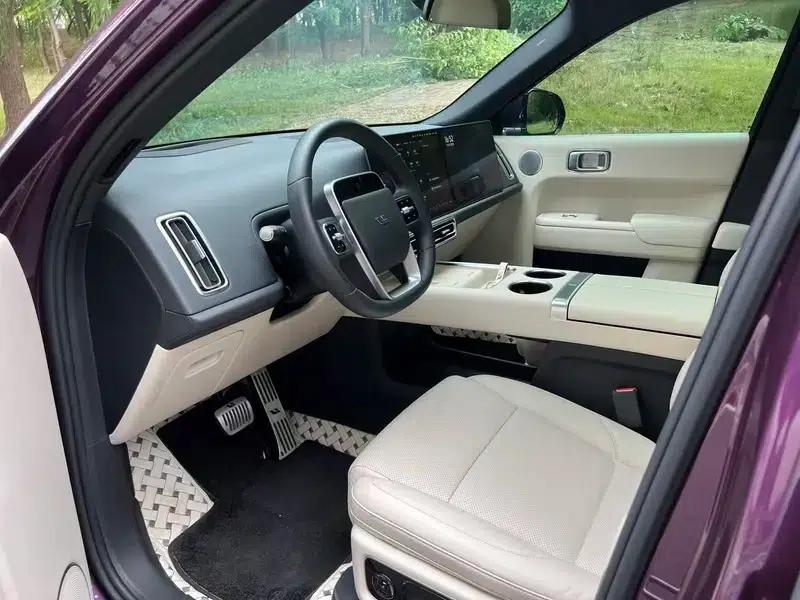 Li Auto L9 2022 Max Edition — миниатюра 15