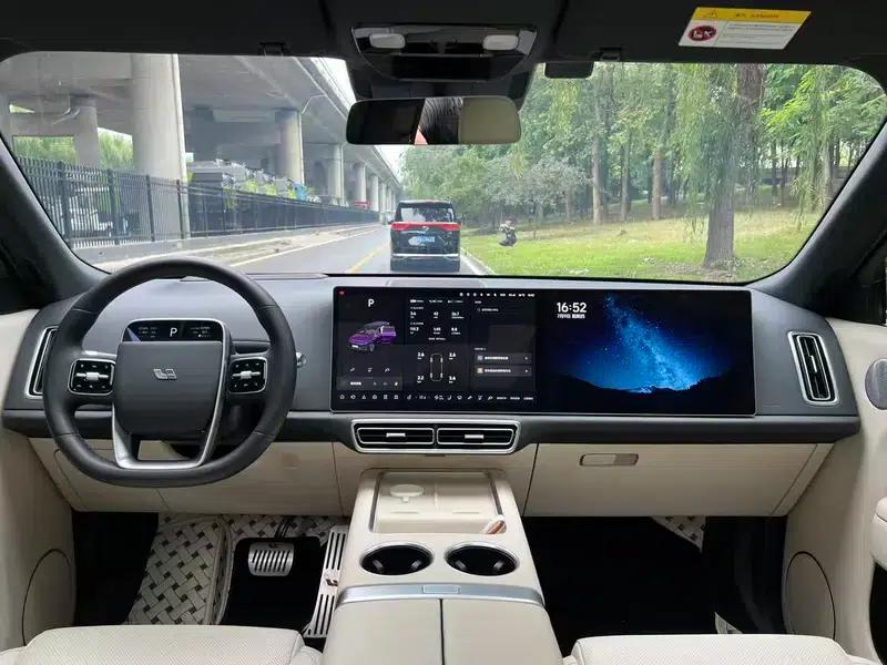 Li Auto L9 2022 Max Edition — миниатюра 10