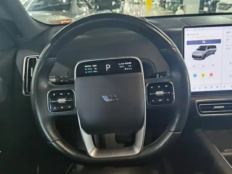 Li Auto L9 2022 Max Edition — миниатюра 8