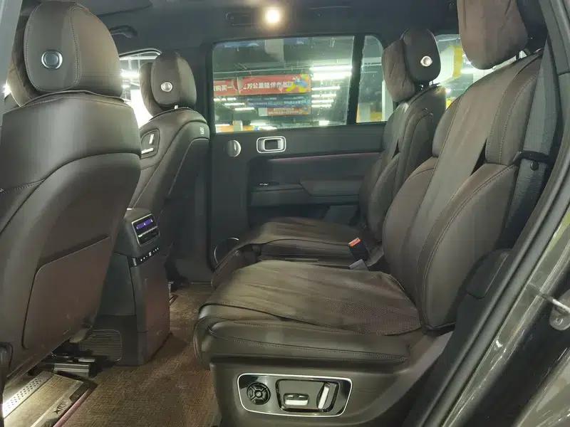 Li Auto L9 2022 Max Edition — миниатюра 10