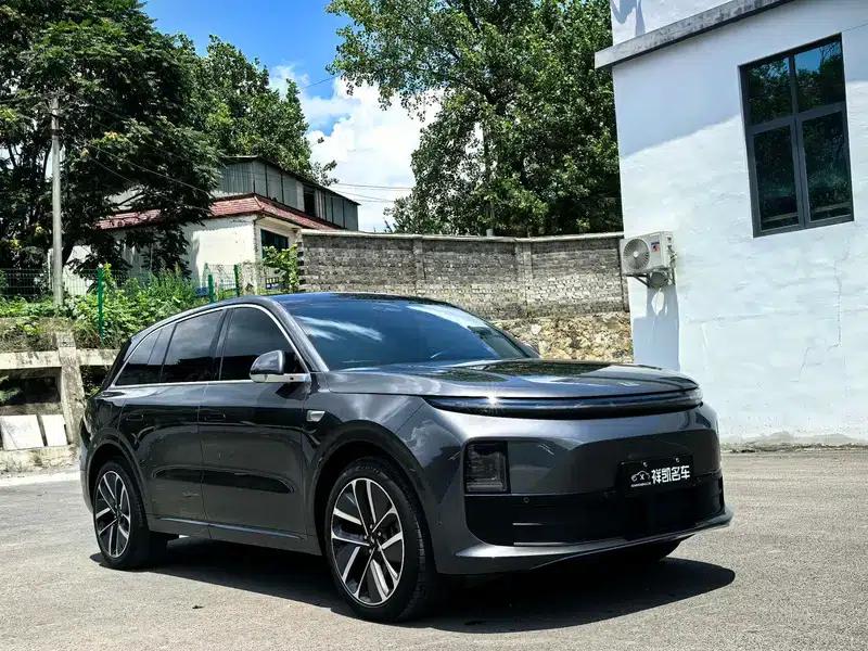 Li Auto L6 2025 Pro Smart Renewal Edition — миниатюра 3
