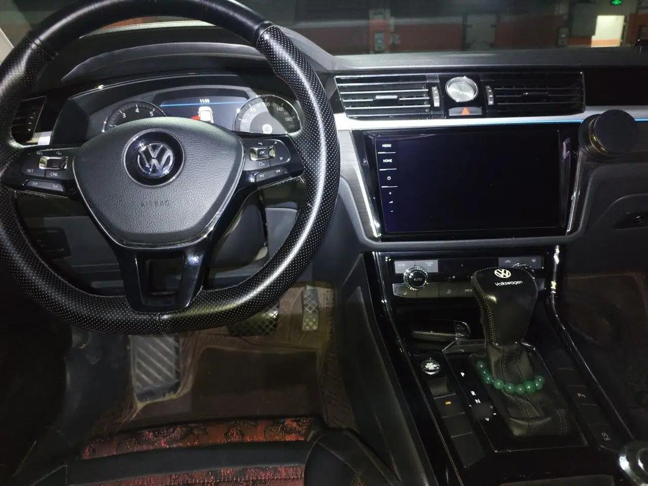 Volkswagen Phideon 2018 Revised Version 380TSI Two-Wheel Drive Business Edition — миниатюра 9