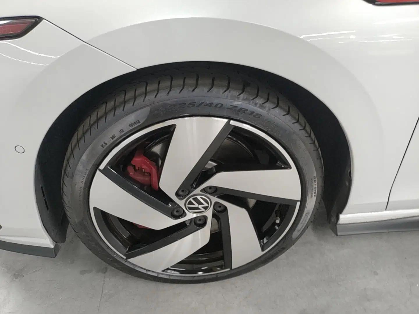 Volkswagen Golf GTI 2021 380TSI DSG GTI — миниатюра 10