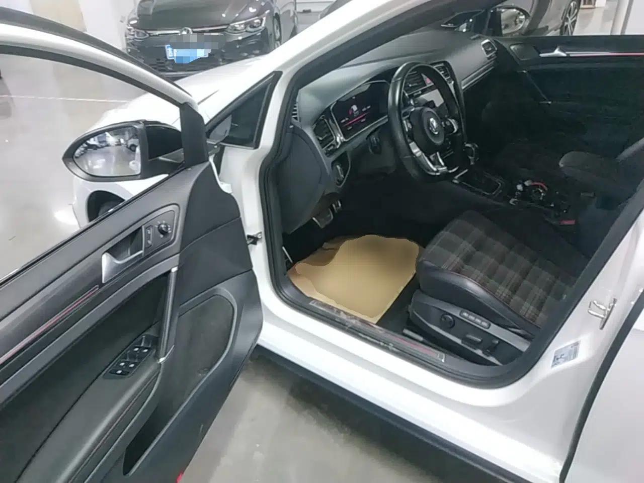 Volkswagen Golf GTI 2019 2.0 TSI GTI China V Standard — миниатюра 18