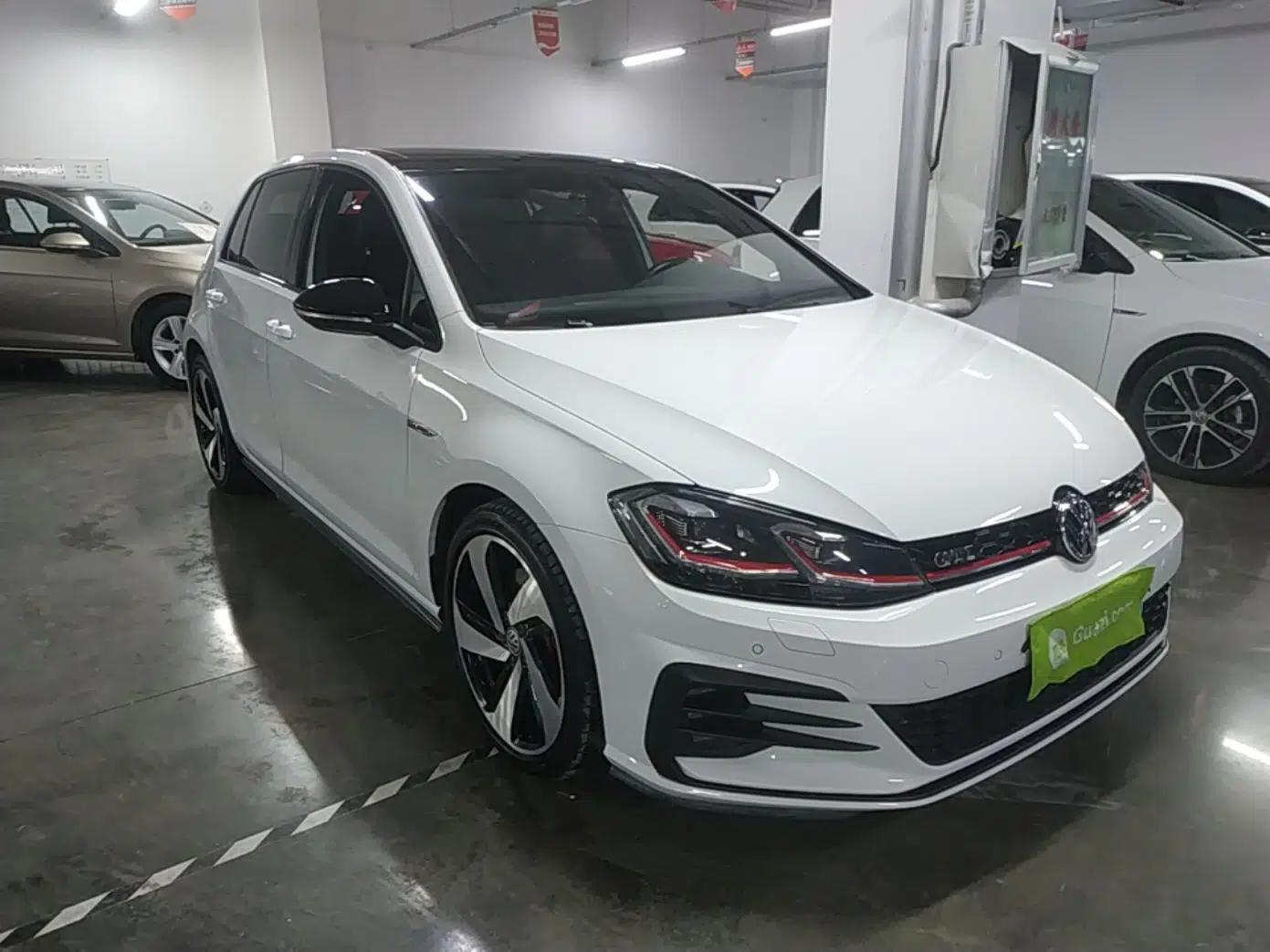 Volkswagen Golf GTI 2019 2.0 TSI GTI China V Standard — миниатюра 3
