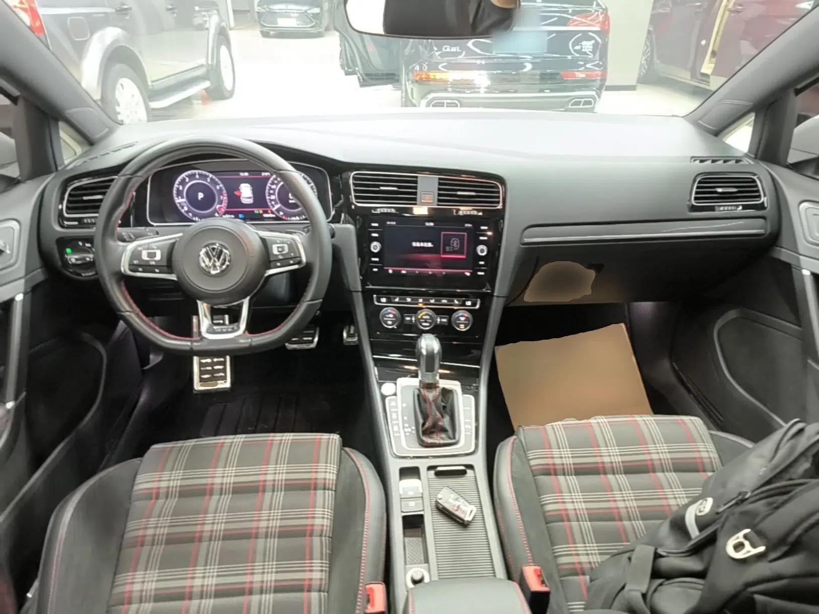 Volkswagen Golf GTI 2019 2.0 TSI GTI China V Standard — миниатюра 12