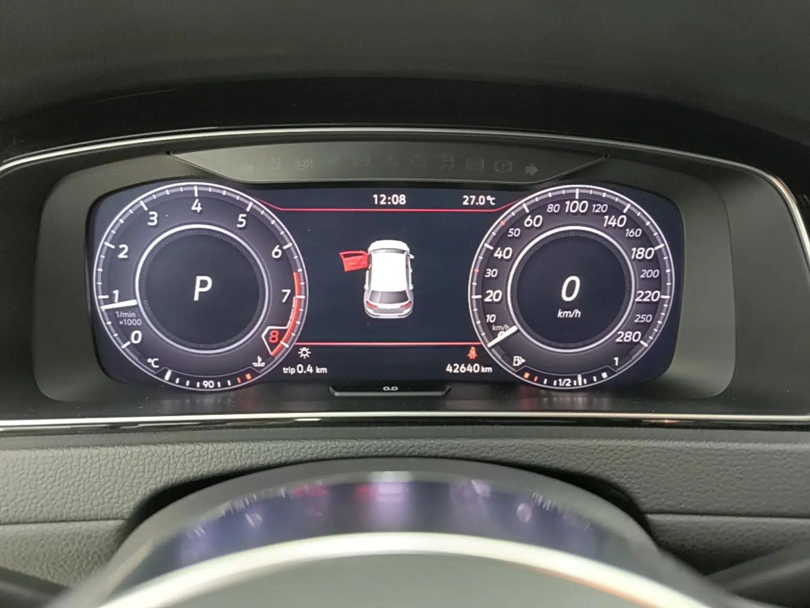 Volkswagen Golf GTI 2019 2.0 TSI GTI China V Standard — миниатюра 14