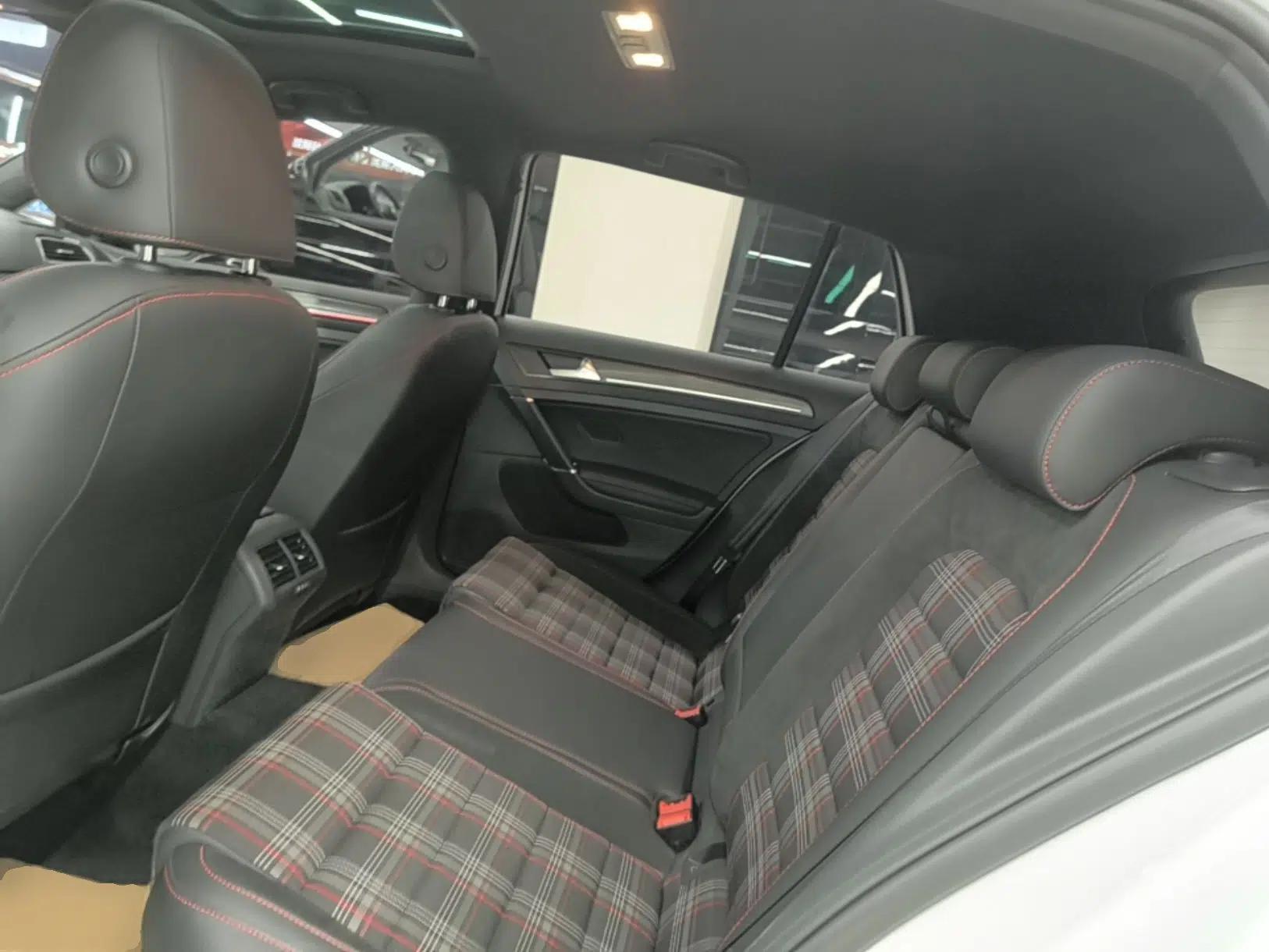 Volkswagen Golf GTI 2019 2.0 TSI GTI China V Standard — миниатюра 20