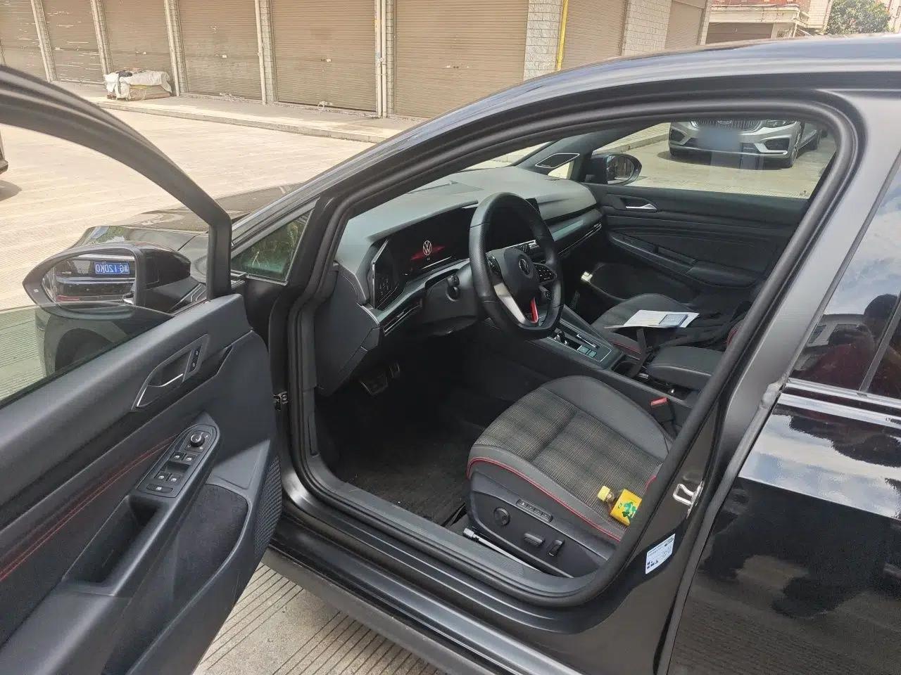 Volkswagen Golf GTI 2023 380TSI DSG GTI — миниатюра 16