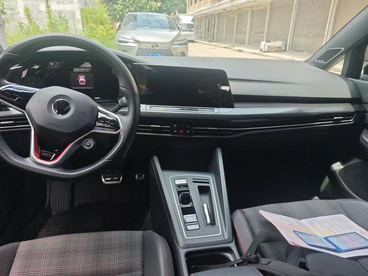 Volkswagen Golf GTI 2023 380TSI DSG GTI — миниатюра 9