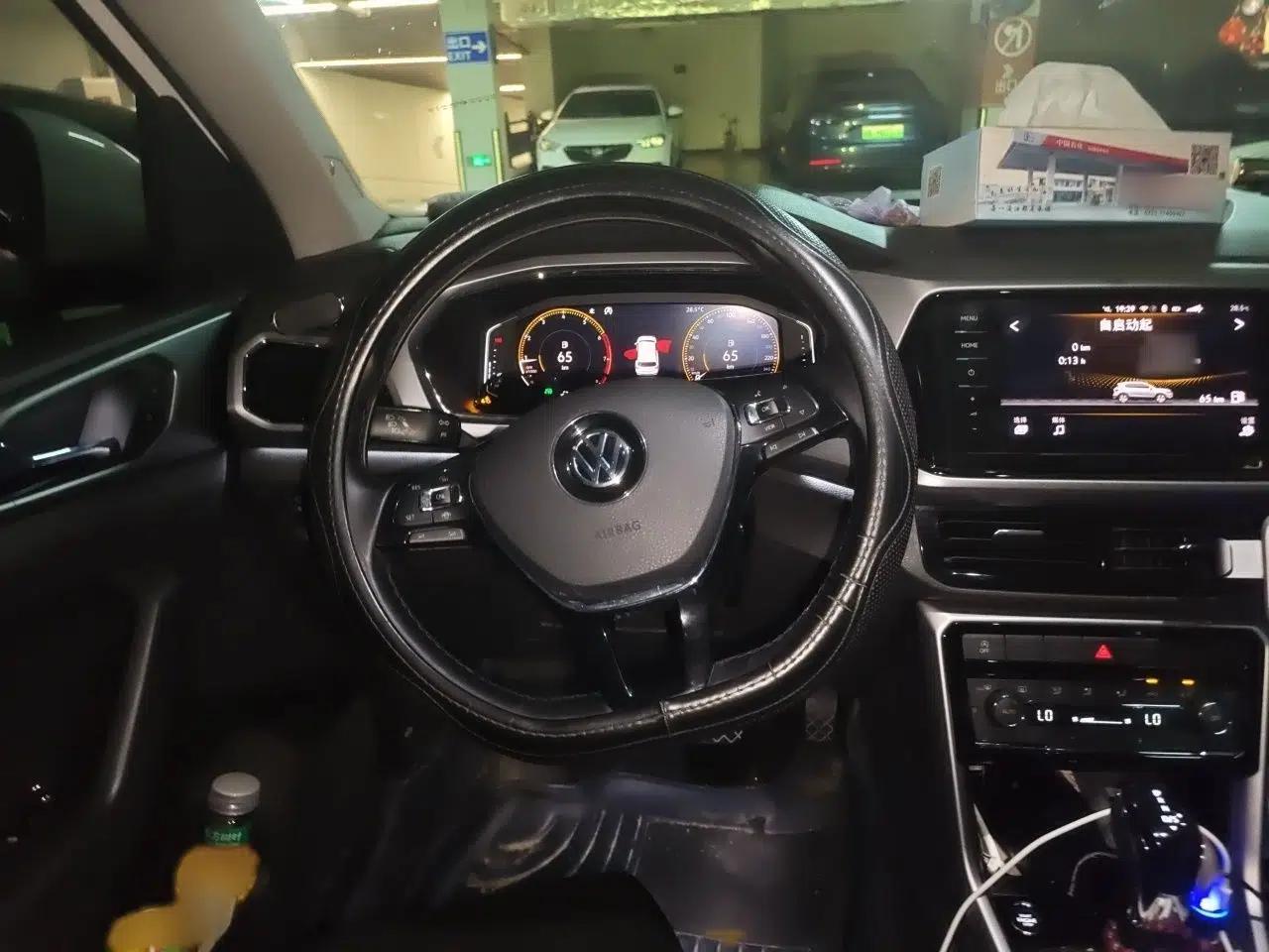 Volkswagen T-Cross 2019 280TSI DSG Luxury Edition — миниатюра 9