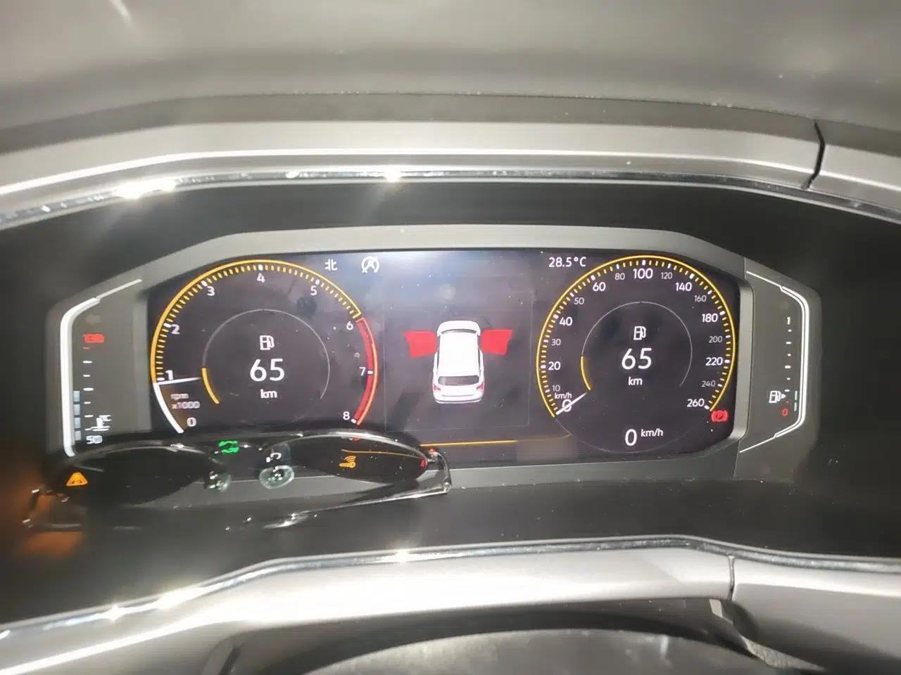 Volkswagen T-Cross 2019 280TSI DSG Luxury Edition — миниатюра 10