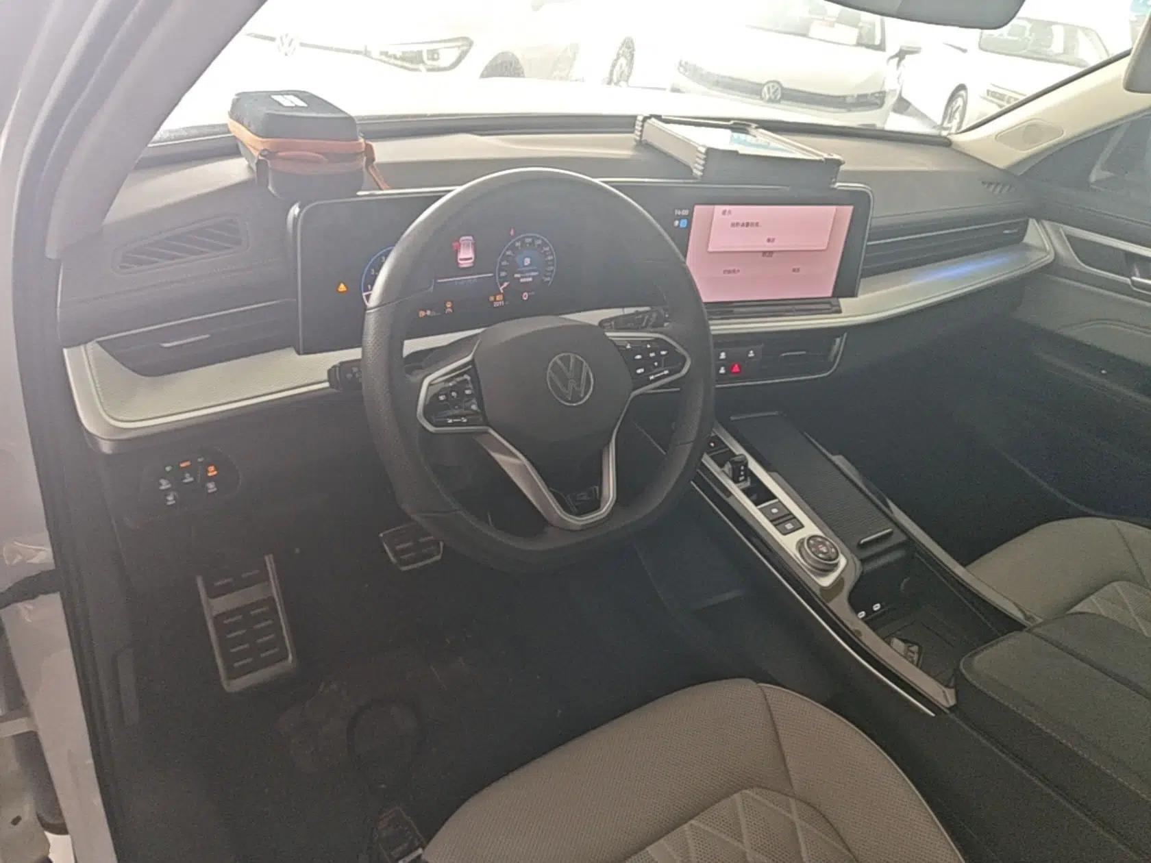 Volkswagen Tavendor 2024 380TSI All-Wheel-Drive R-Line Cruise Premium Edition — миниатюра 12