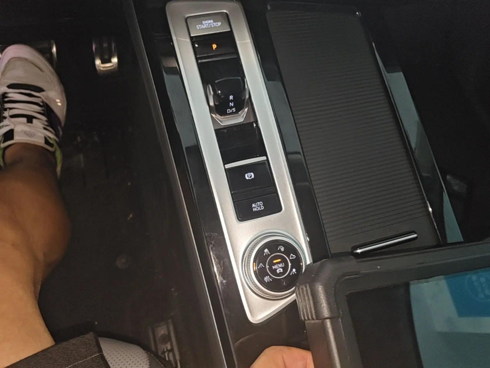 Volkswagen Tavendor 2024 380TSI All-Wheel-Drive R-Line Cruise Premium Edition — миниатюра 16